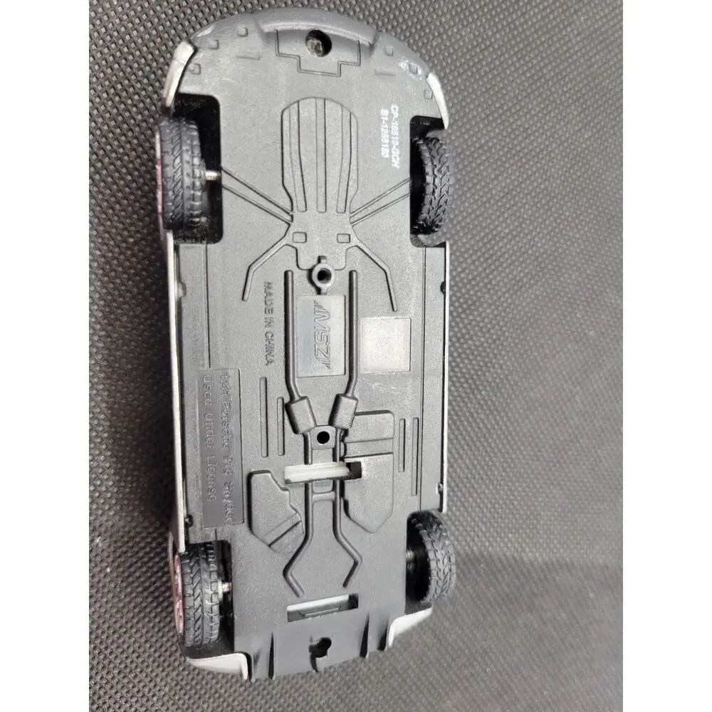 MSZ Porsche 918 Spyder Silver 1:41 Diecast Model Car Opening Doors Pull Back